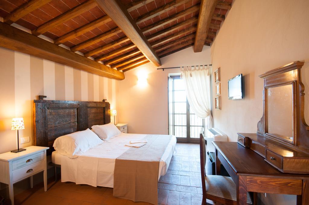 Agriturismo Borgo Tra Gli Olivi Castiglion Fiorentino Exterior foto